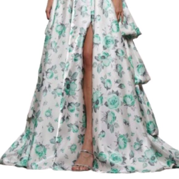 NWT Colors Dress 3608 Prom Dress Green Size 8 - Picture 2 of 6